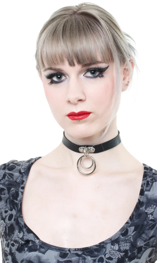 Queen of Darkness Choker Double Rings