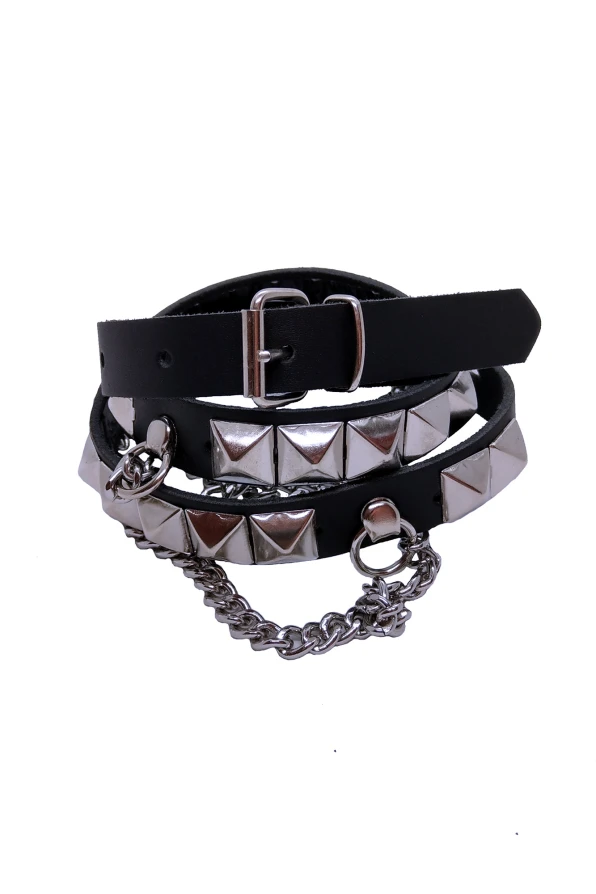 Studded Belt Pyramid Rivets with Chains 1 Row